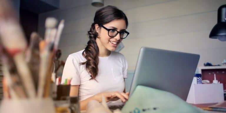 How to Find Entry-Level Work-from-Home Jobs in 2023