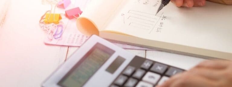 Managing Expenses to Help You Save in the Long Run