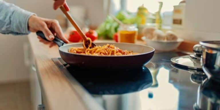 15 Cheap Meals Frugal Families Cook on Repeat